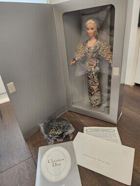 NIB CHRISTIAN DIOR Barbie 1995 Limited Edition Vintage Designer Doll